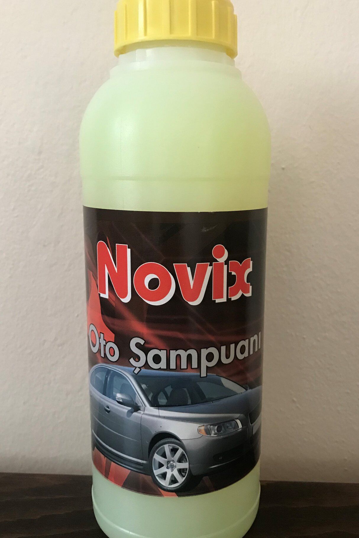 Novix Oto Şampuanı
